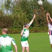 Jamiro probeert weer eens een schot